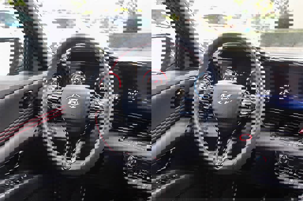 Used 2024 Hyundai Elantra N Line image 19