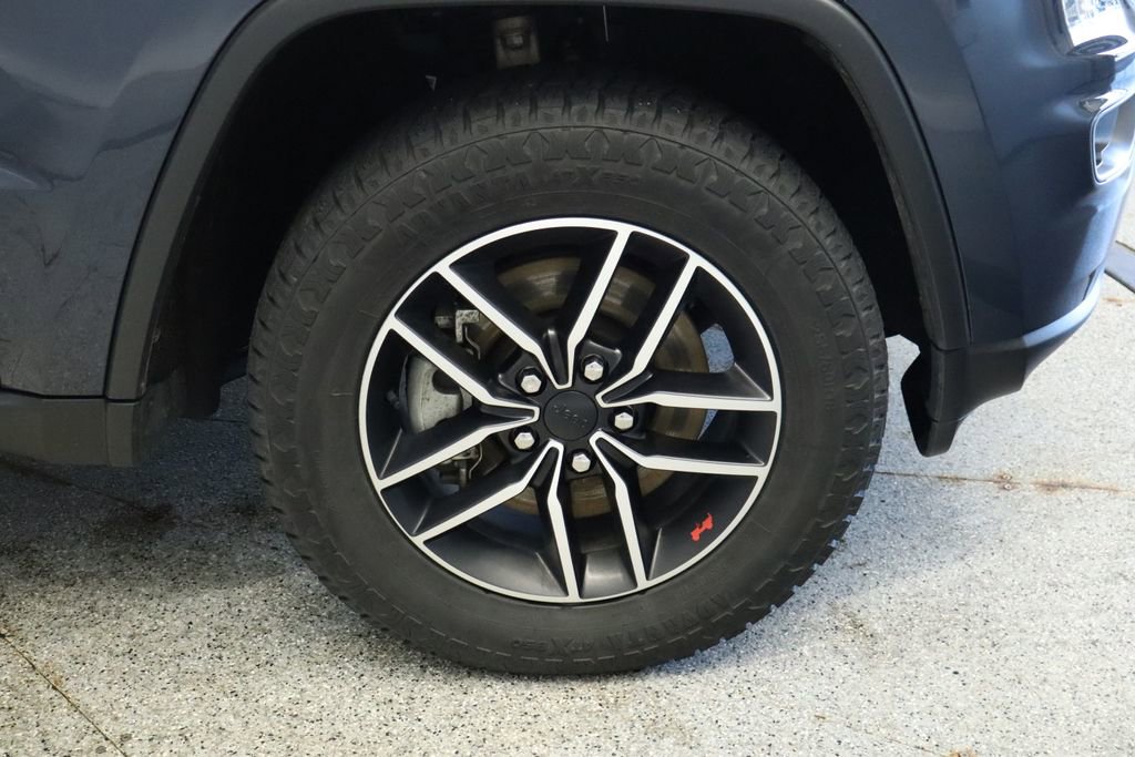 Used 2021 Jeep Grand Cherokee Trailhawk w/ Trailhawk Luxury Group image 18