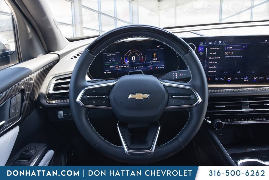 Used 2025 Chevrolet Traverse High Country w/ LPO, Floor Liner Package FWD image 5