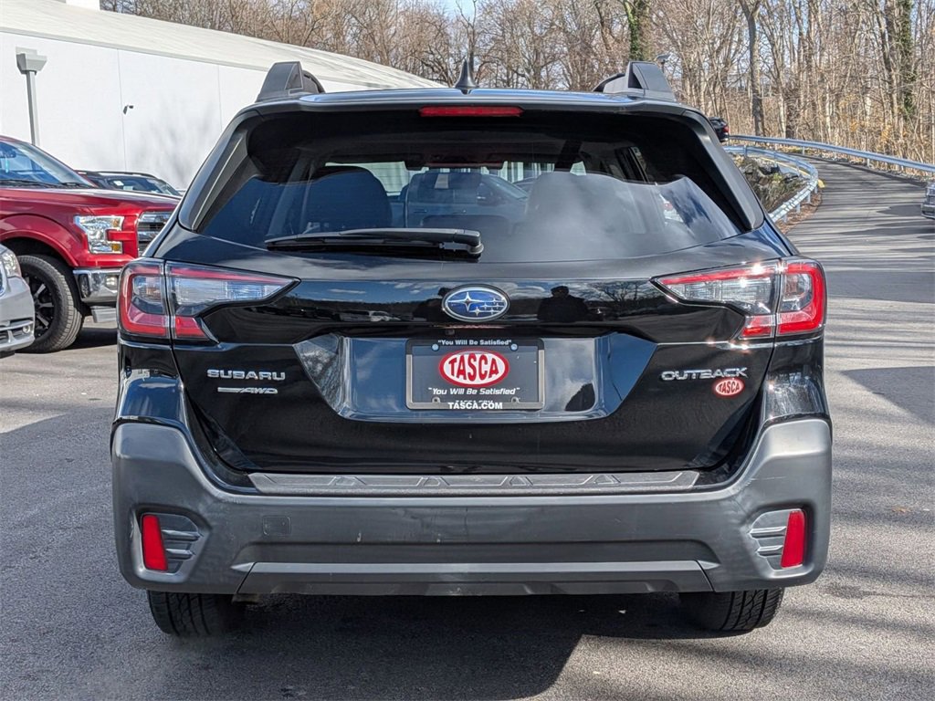 Used 2020 Subaru Outback Premium image 4