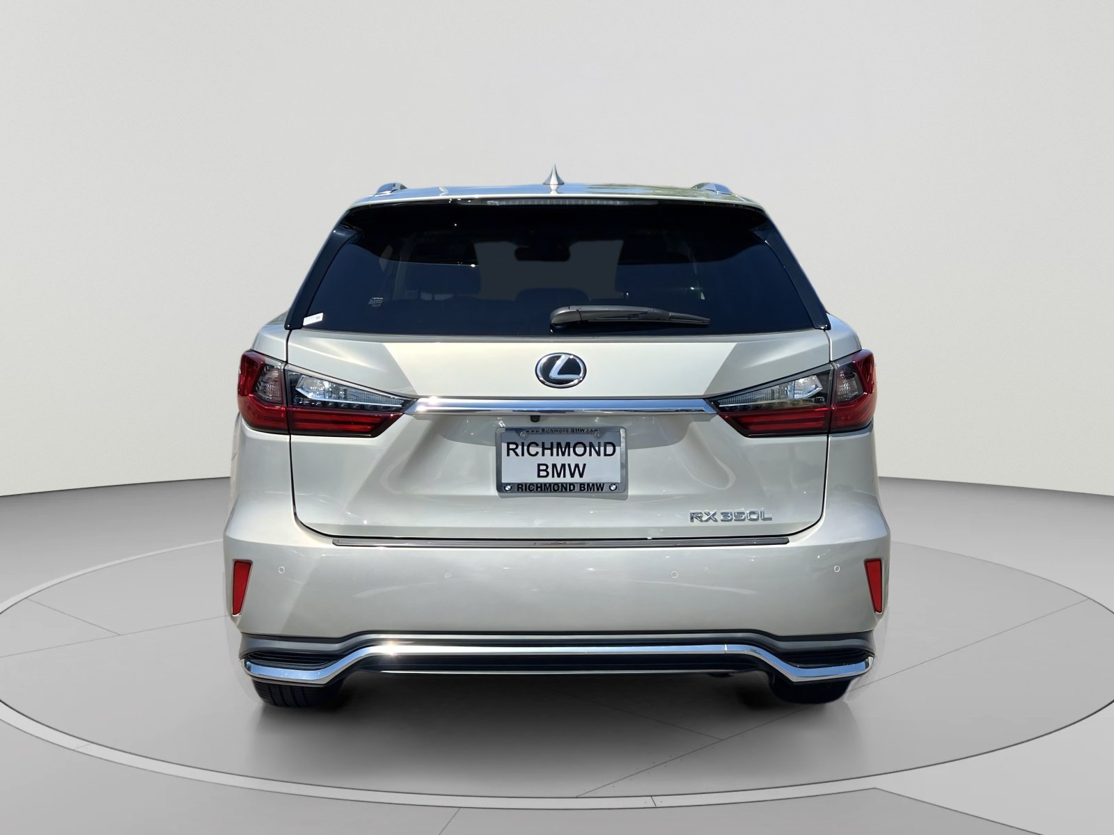 Used 2021 Lexus RX 350L Premium w/ Premium Package AWD/4WD image 4