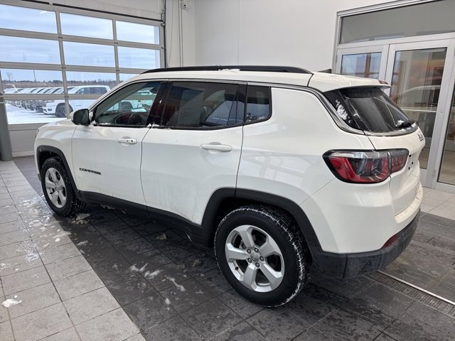 Used 2020 Jeep Compass Latitude image 3