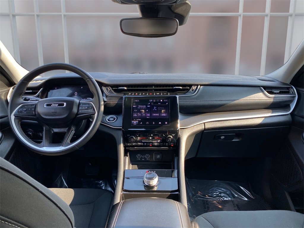 Used 2023 Jeep Grand Cherokee L Laredo w/ Luxury Tech Group I image 19