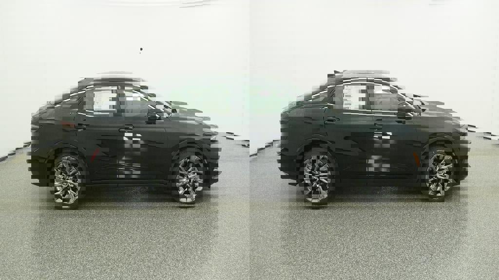 New 2026 Toyota Crown Limited AWD/4WD image 11