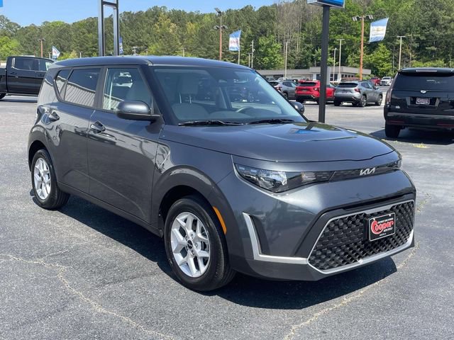 Used 2025 Kia Soul LX w/ LX Technology Package image 6