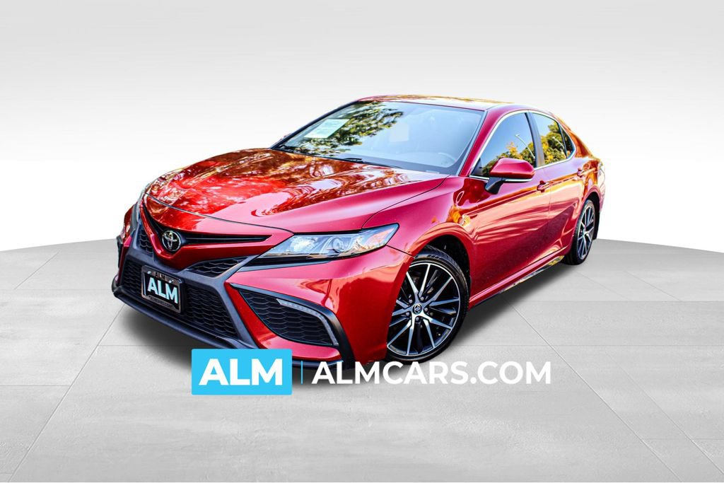 Used 2024 Toyota Camry SE