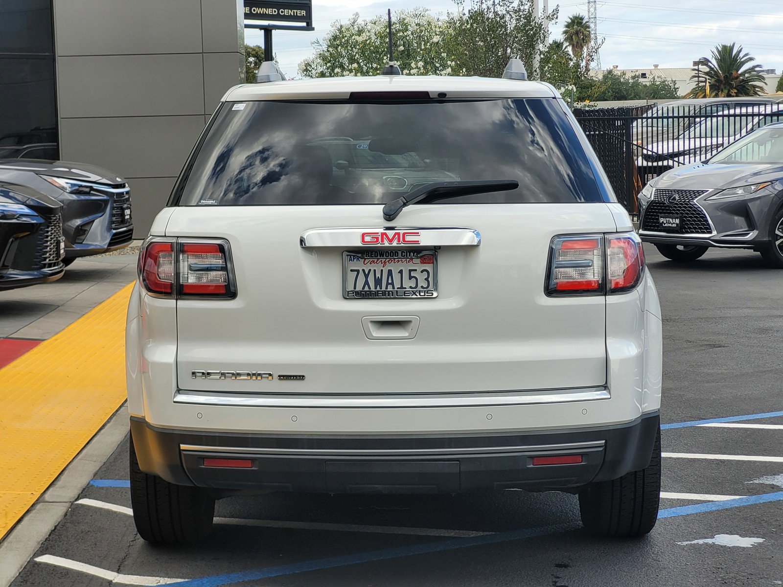 Used 2017 GMC Acadia Limited SLT image 5
