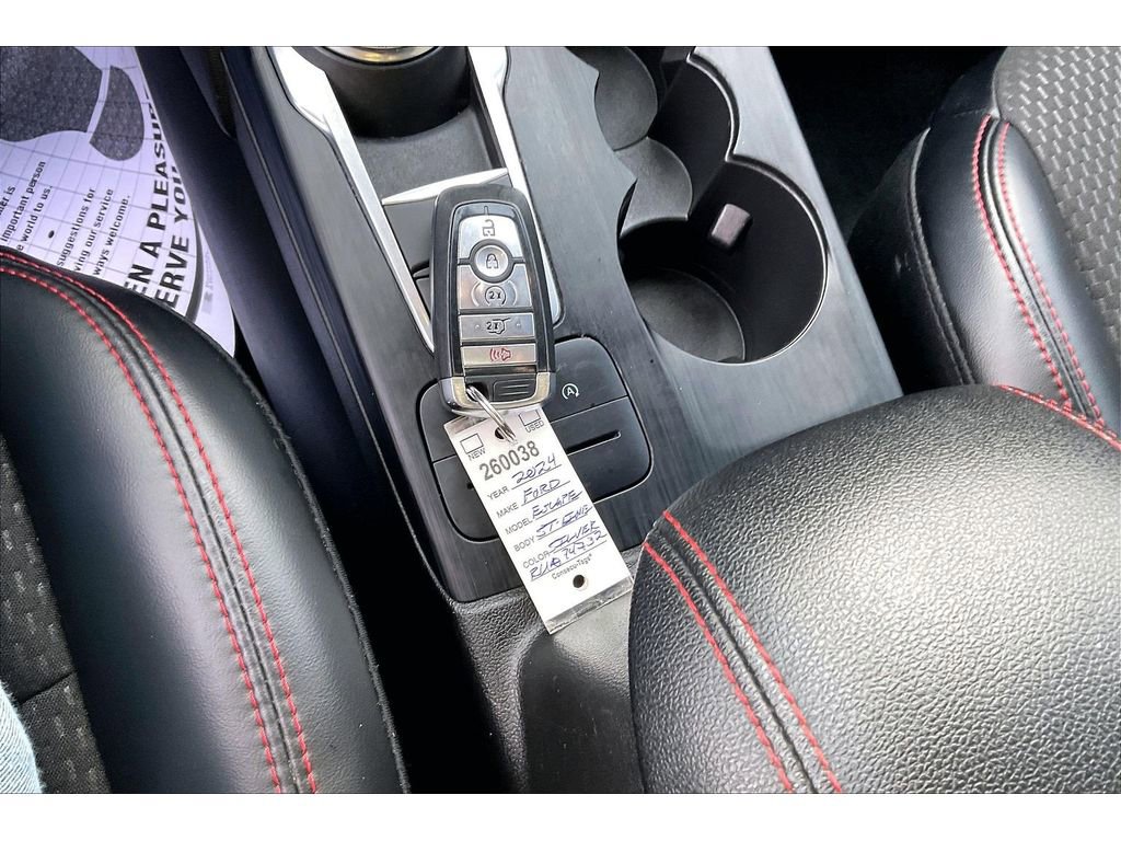 Used 2024 Ford Escape ST-Line image 11