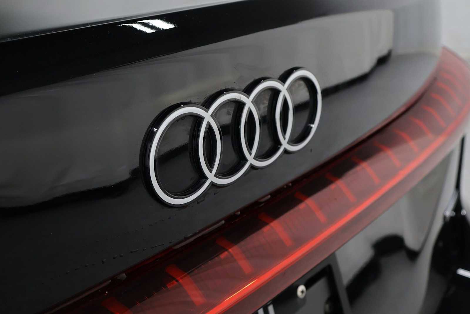 Certified 2025 Audi A5 2.0T Premium w/ Convenience Package image 8