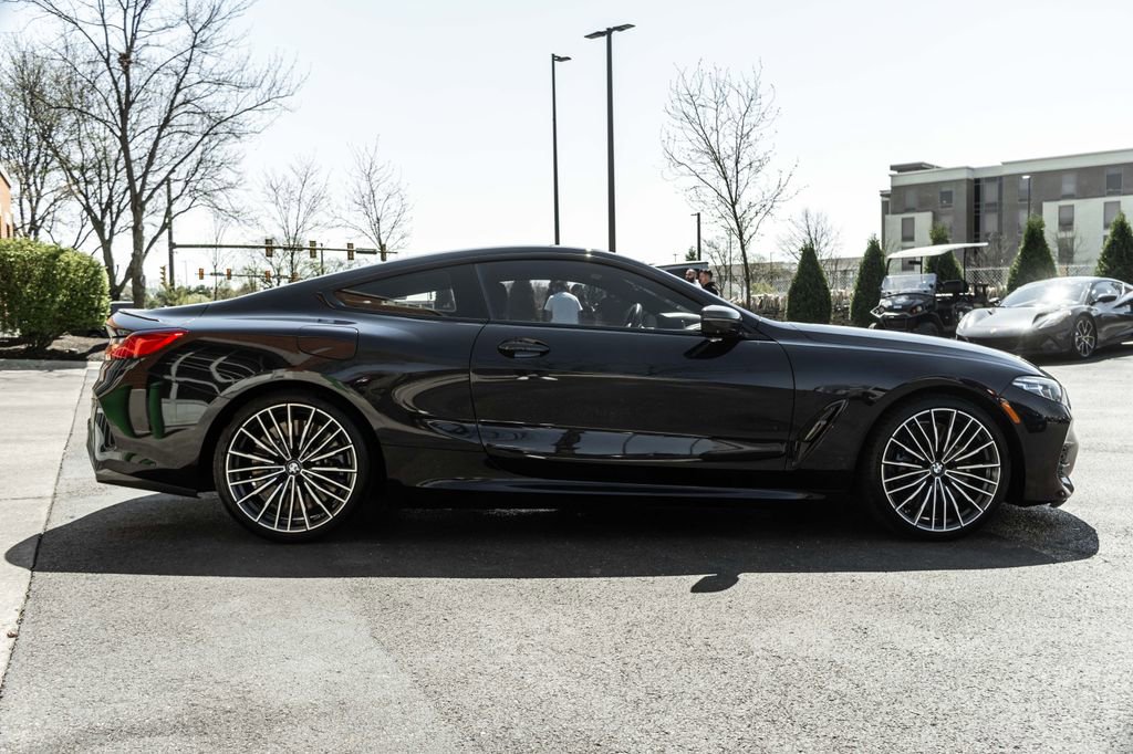 Used 2022 BMW M850i xDrive Coupe w/ M Carbon Exterior Package AWD/4WD image 3