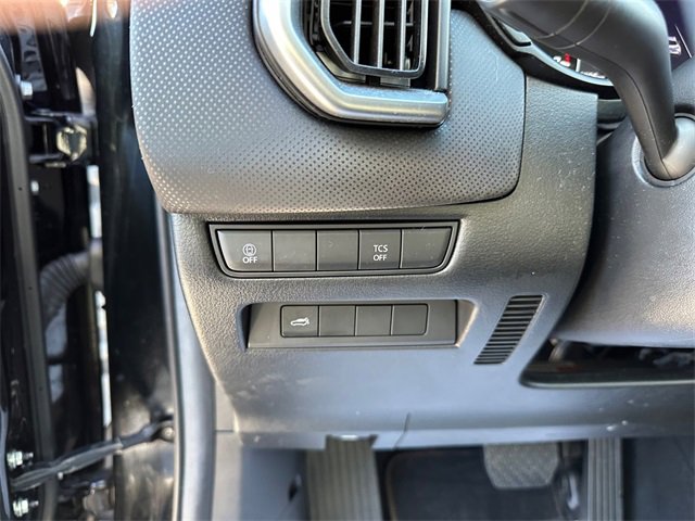 Used 2025 MAZDA CX-50 AWD 2.5 S w/ Preferred Package image 21