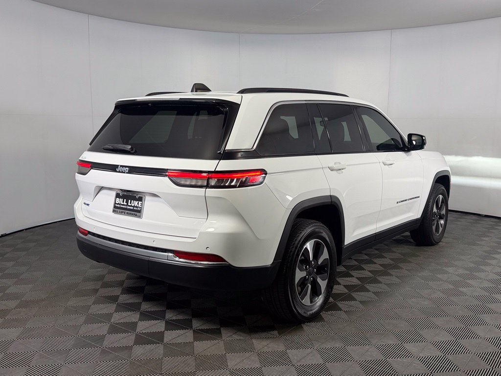 Used 2024 Jeep Grand Cherokee Limited 4xe AWD/4WD image 8