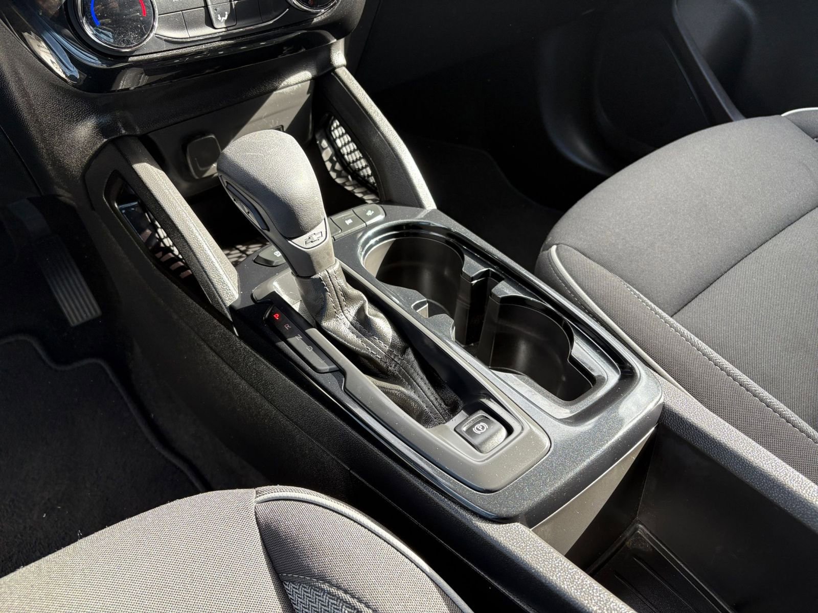 Used 2025 Chevrolet TrailBlazer LT image 39