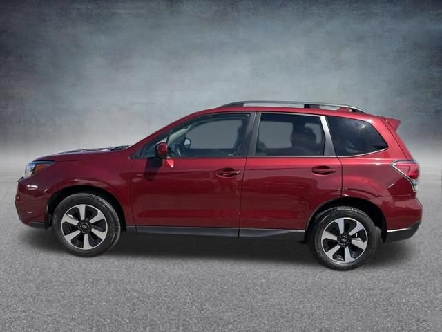 Used 2017 Subaru Forester 2.5i Premium AWD/4WD image 10