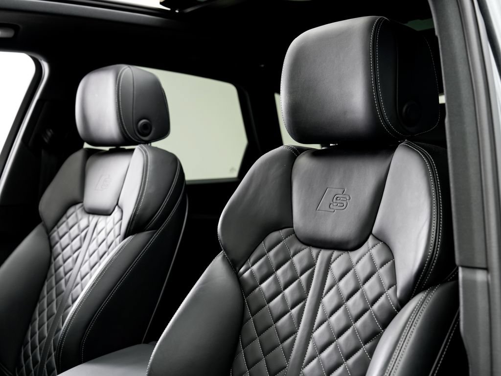 Certified 2023 Audi SQ5 Premium Plus w/ Premium Plus Package AWD/4WD image 10