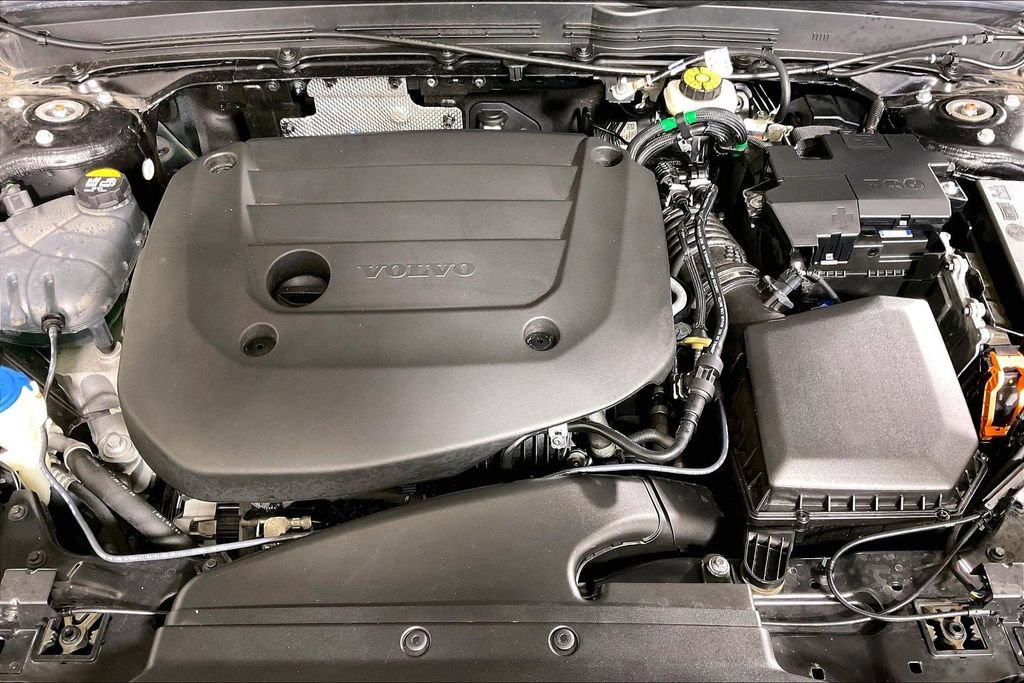 Used 2023 Volvo XC40 B5 Ultimate w/ Protection Package Premier AWD/4WD image 9