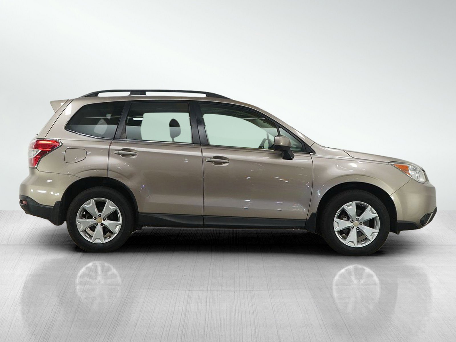 Used 2015 Subaru Forester 2.5i Limited image 6
