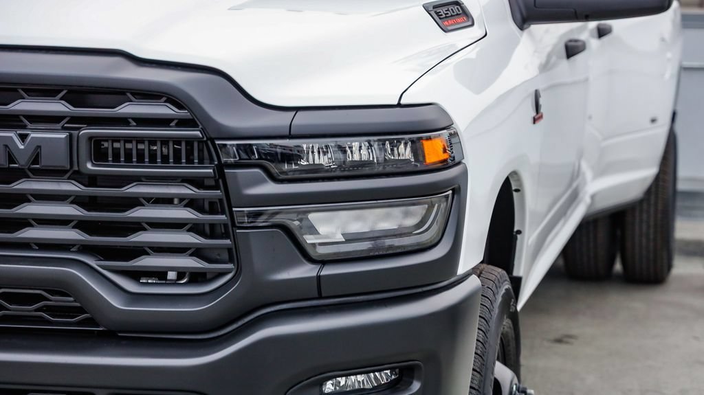 New 2026 RAM 3500 Tradesman AWD/4WD image 5