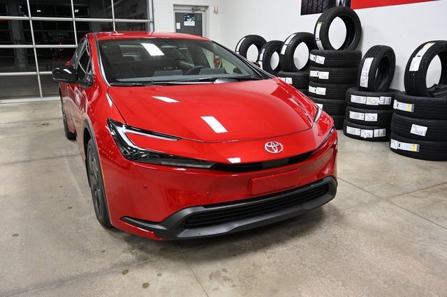 New 2026 Toyota Prius LE image 3