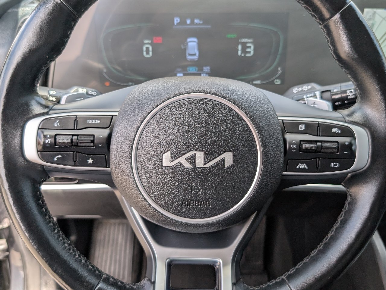Used 2023 Kia Sportage EX AWD/4WD image 18