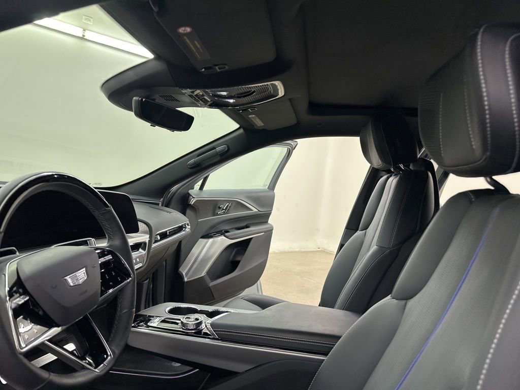 Certified 2025 Cadillac Lyriq Sport image 32