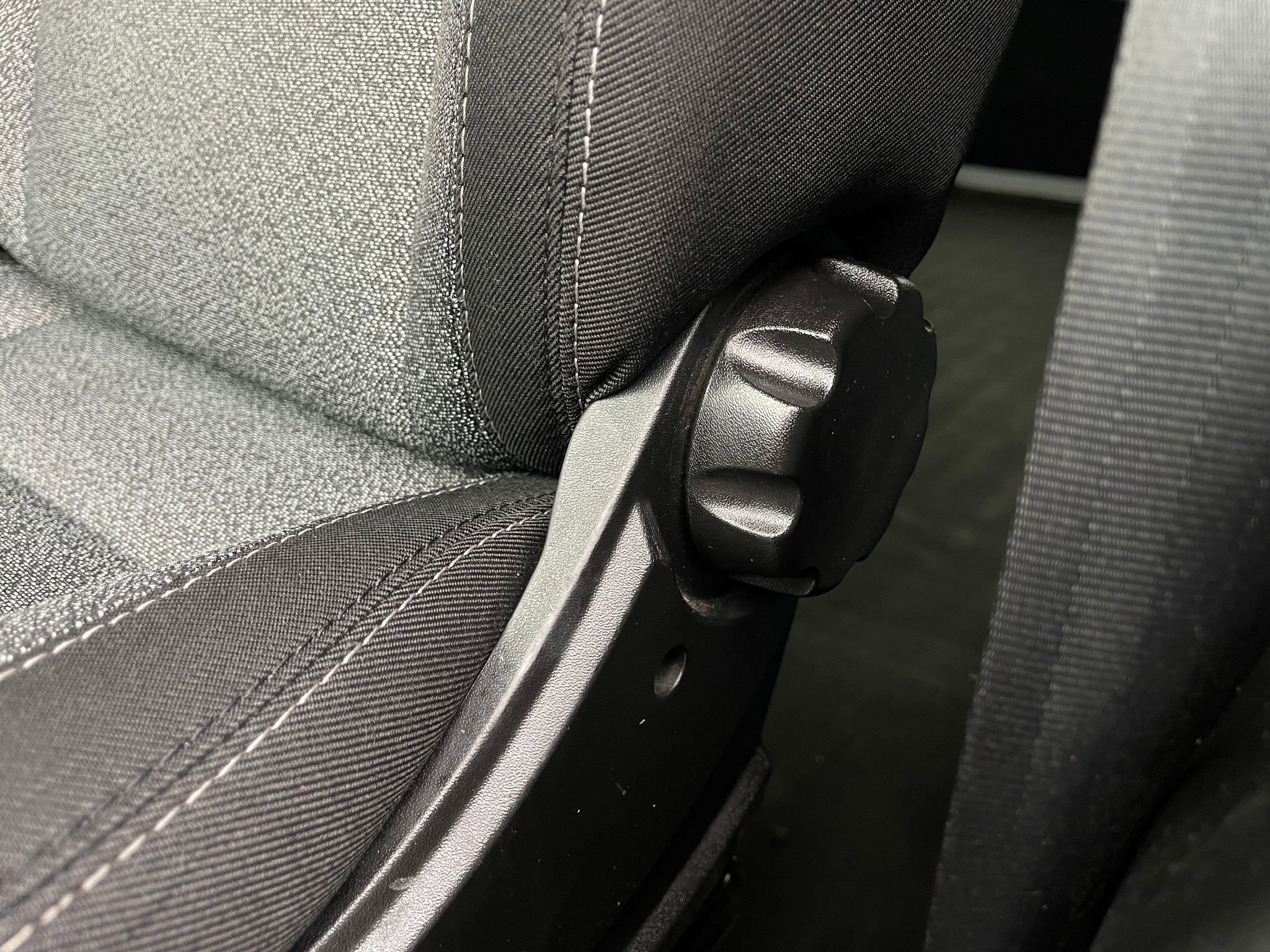 Used 2023 RAM ProMaster 2500 FWD image 14