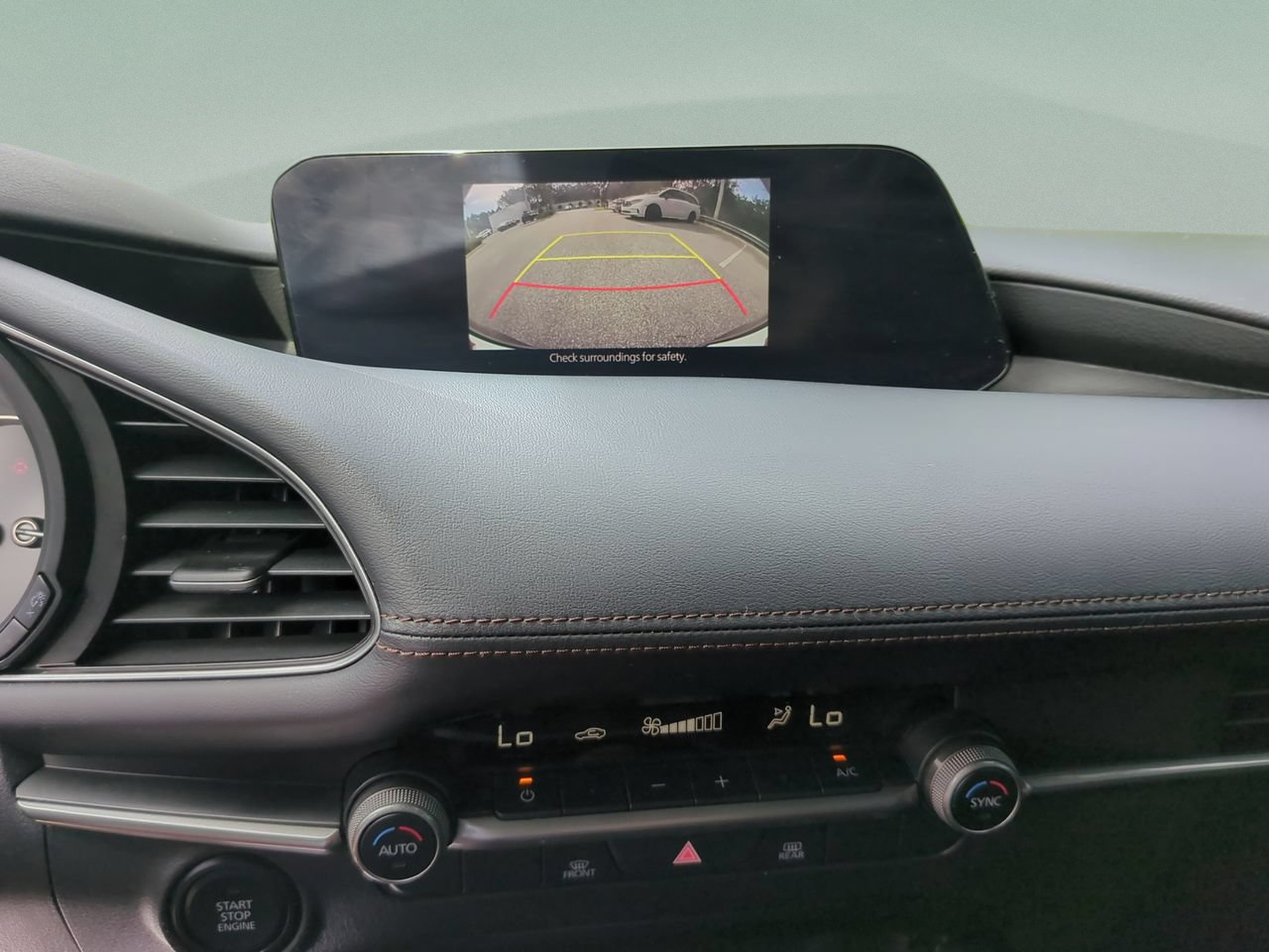 Used 2023 MAZDA MAZDA3 s FWD image 25