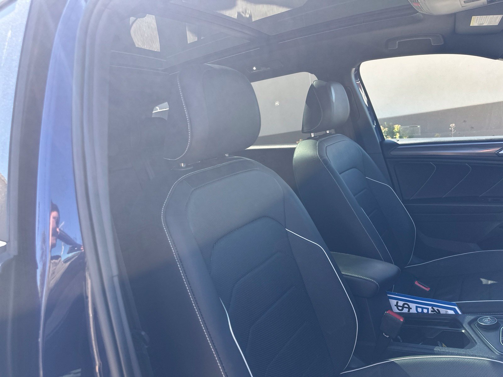 Certified 2024 Volkswagen Tiguan SEL R-Line w/ MDO Package, Two-Row AWD/4WD image 38