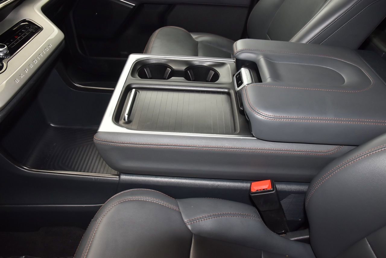 Certified 2025 Ford Expedition Active image 31