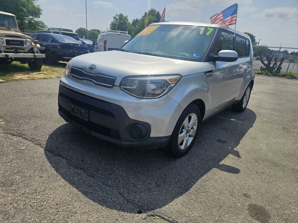 Used 2017 Kia Soul FWD image 3