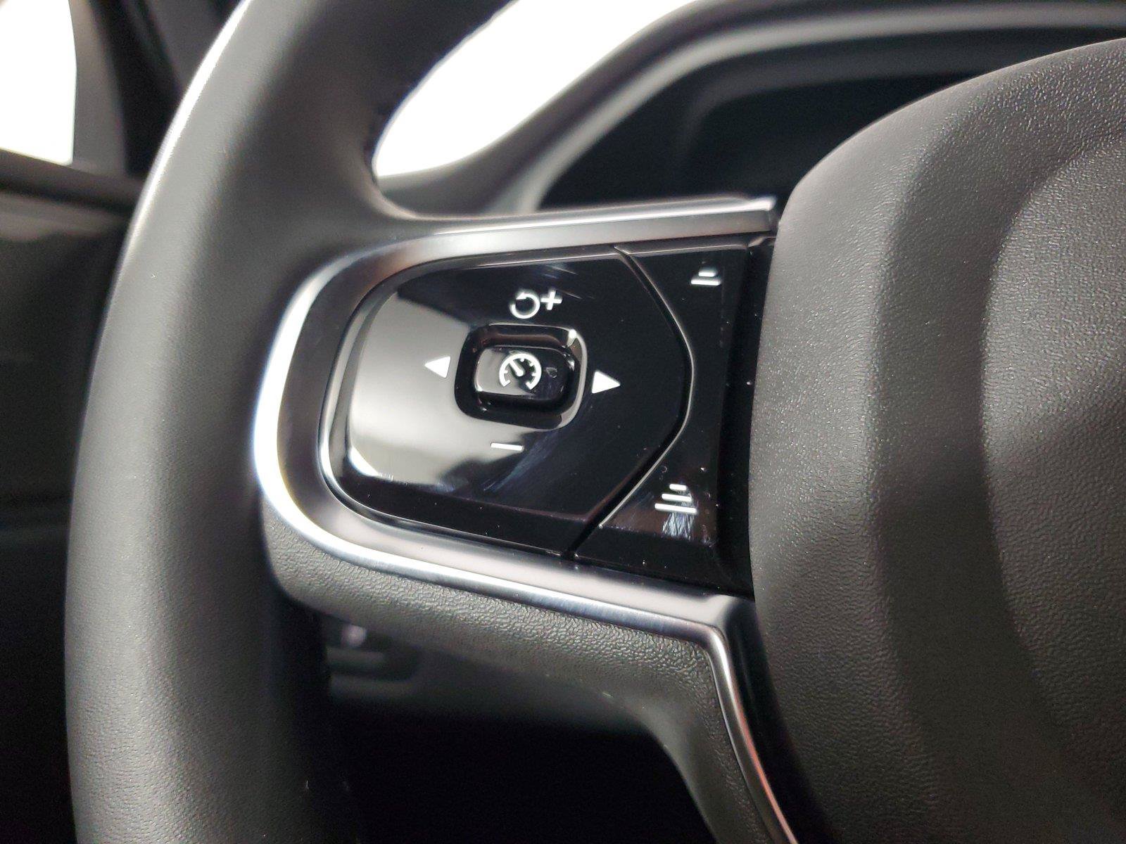 New 2026 Volvo XC60 T8 Plus w/ Protection Package Premier AWD/4WD image 25