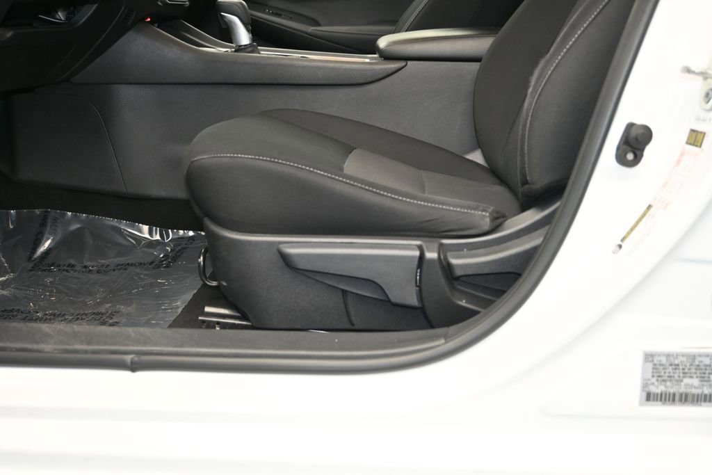 Certified 2024 Nissan Sentra SV FWD image 20