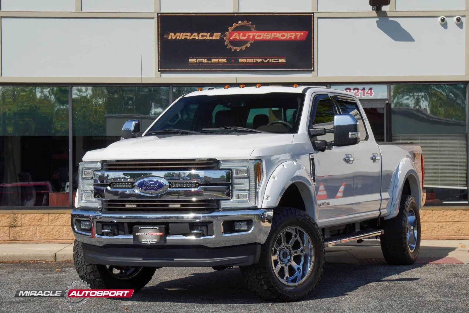 Used 2017 Ford F350 King Ranch w/ Tow Technology Bundle AWD/4WD image 1