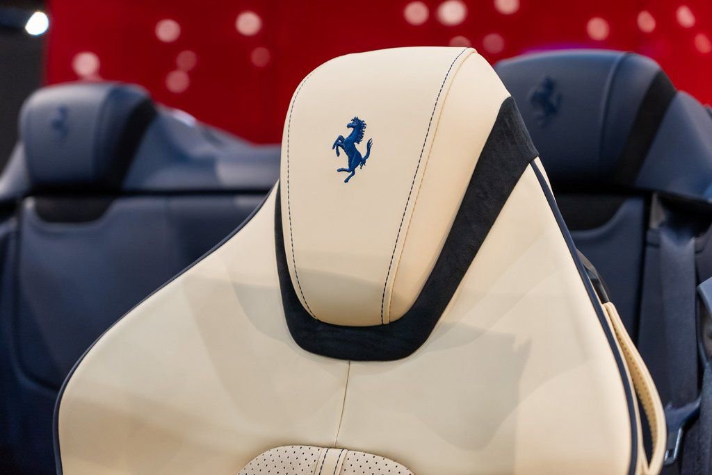 Certified 2024 Ferrari Roma Spider RWD image 6