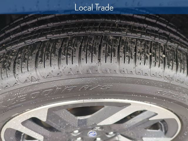 Used 2025 Subaru Forester Premium image 15