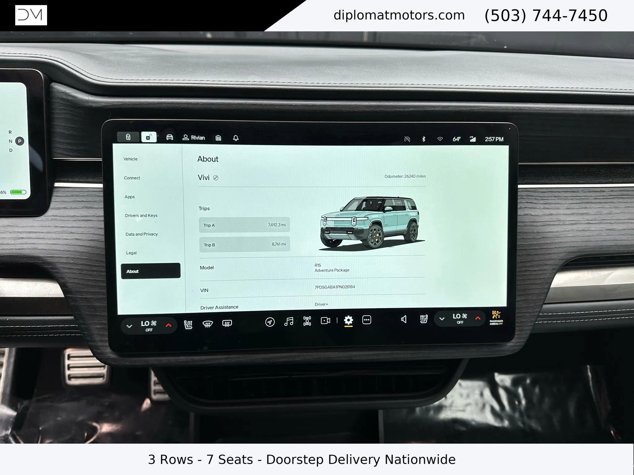 Used 2023 Rivian R1S Adventure image 32