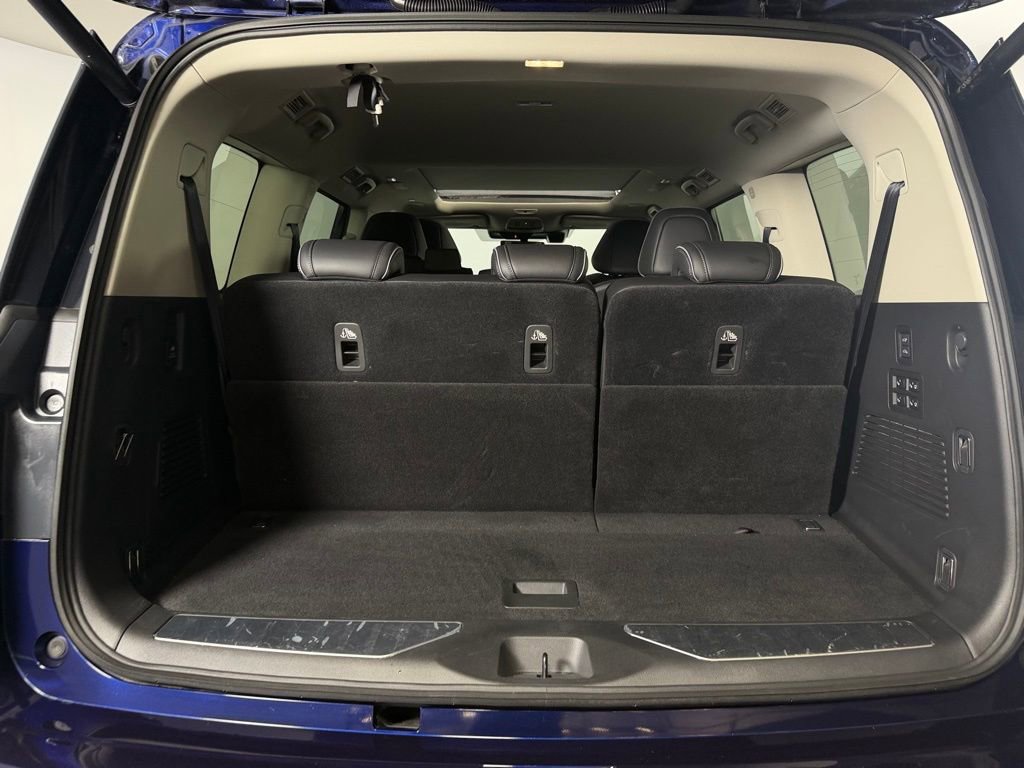 Used 2025 INFINITI QX80 Sensory AWD/4WD image 35