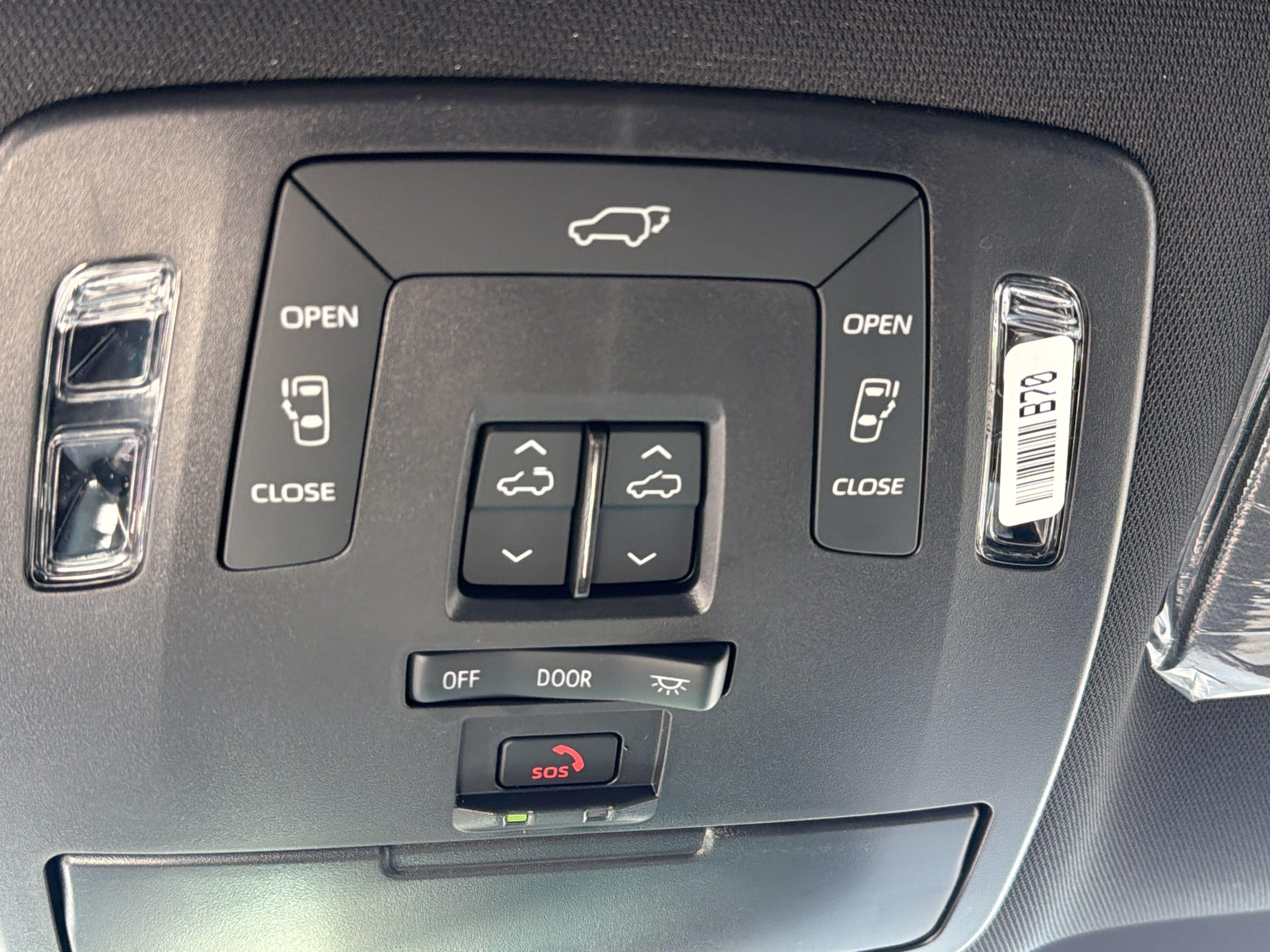 New 2026 Toyota Sienna AWD image 24