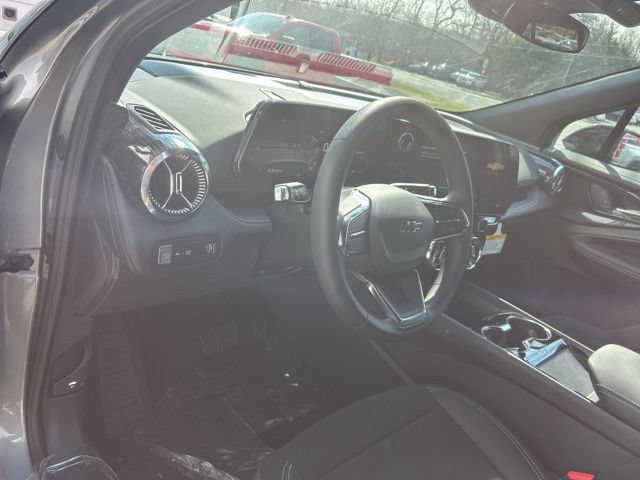 New 2026 Chevrolet Blazer EV LT w/ Midnight/Sport Edition FWD image 11