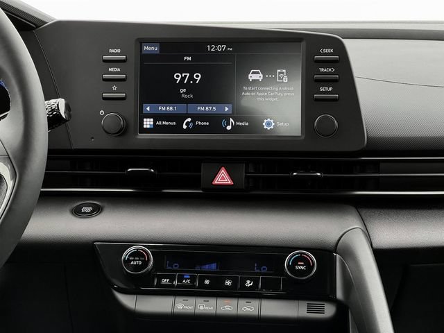 Certified 2025 Hyundai Elantra Sport FWD image 21