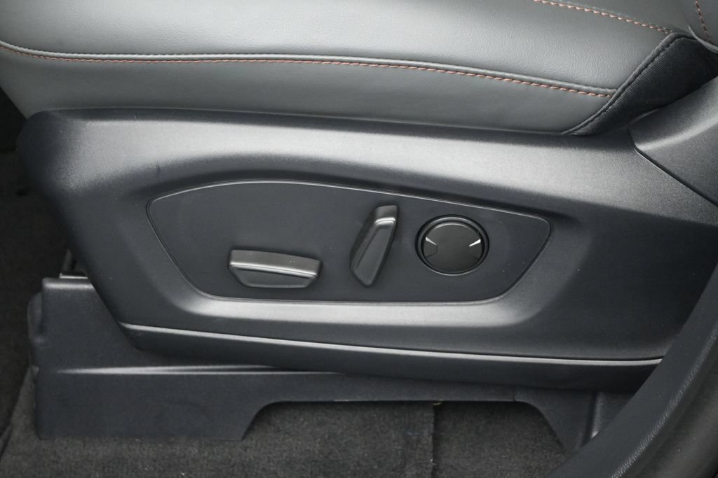 New 2026 Ford Explorer Active w/ Active Comfort Package RWD image 9
