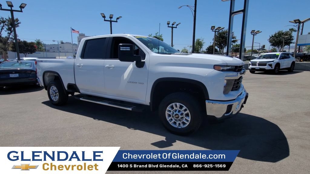 Certified 2025 Chevrolet Silverado 2500 LT w/ Convenience Package AWD/4WD image 2