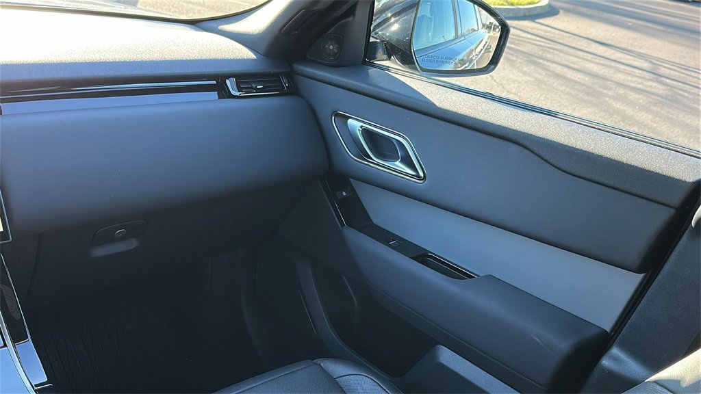 Certified 2025 Land Rover Range Rover Velar S image 22