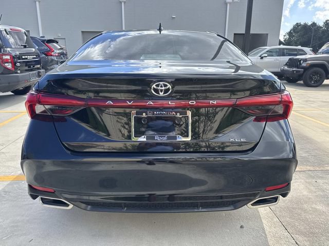 Used 2020 Toyota Avalon XLE FWD image 6