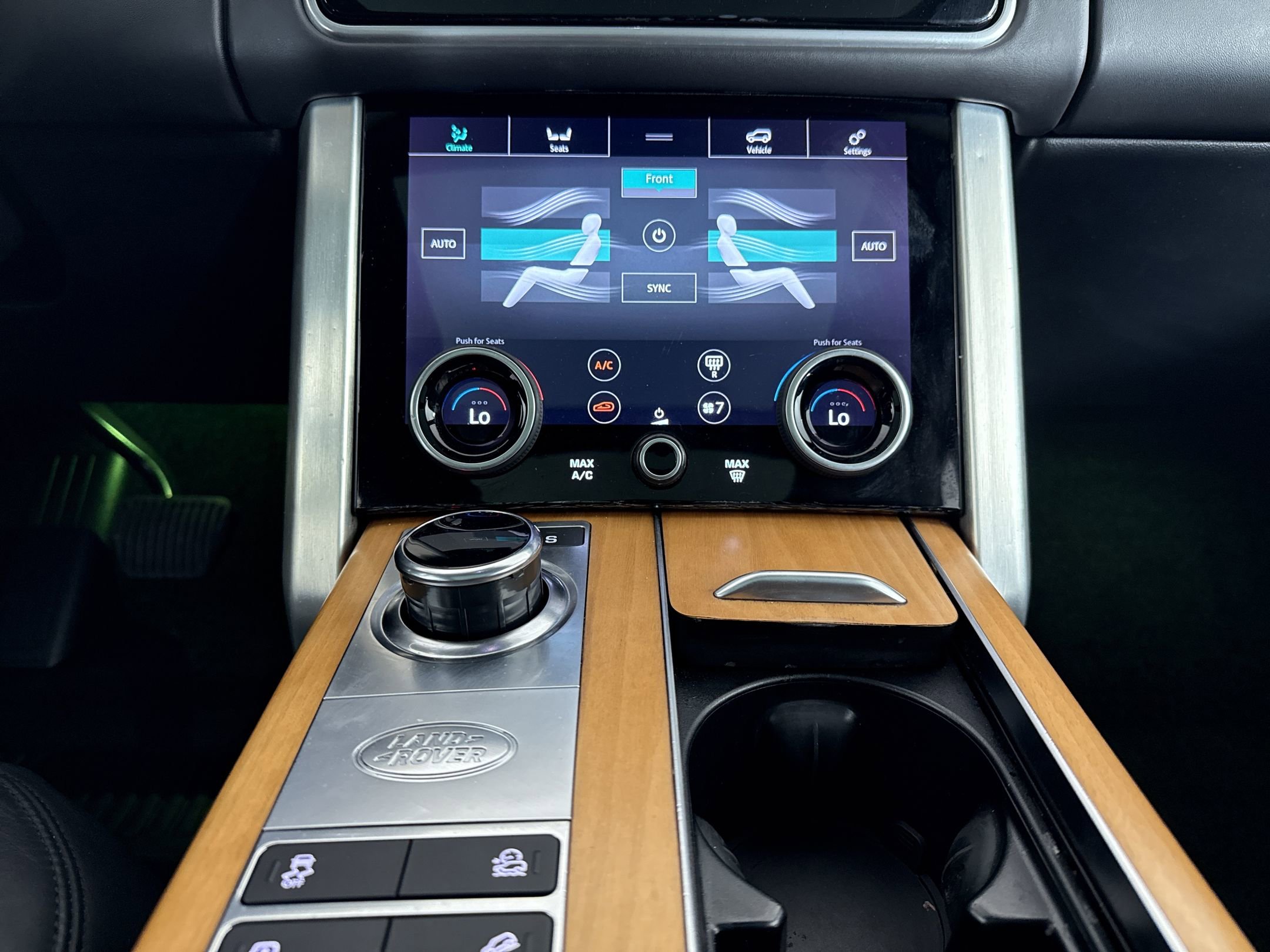 Used 2019 Land Rover Range Rover Supercharged AWD/4WD image 21