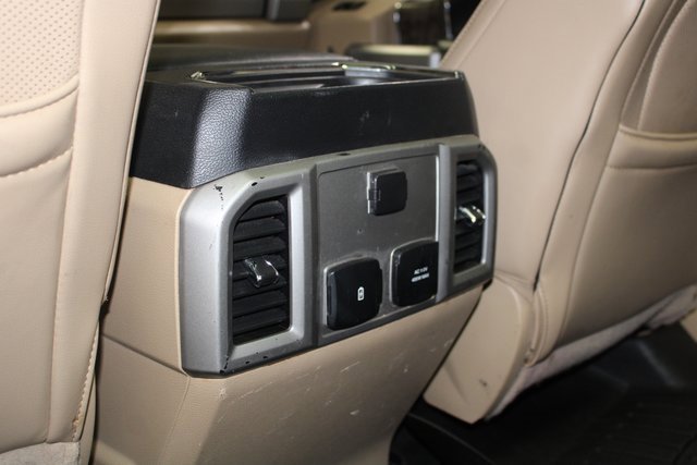 Used 2019 Ford F250 Lariat w/ Chrome Package image 20