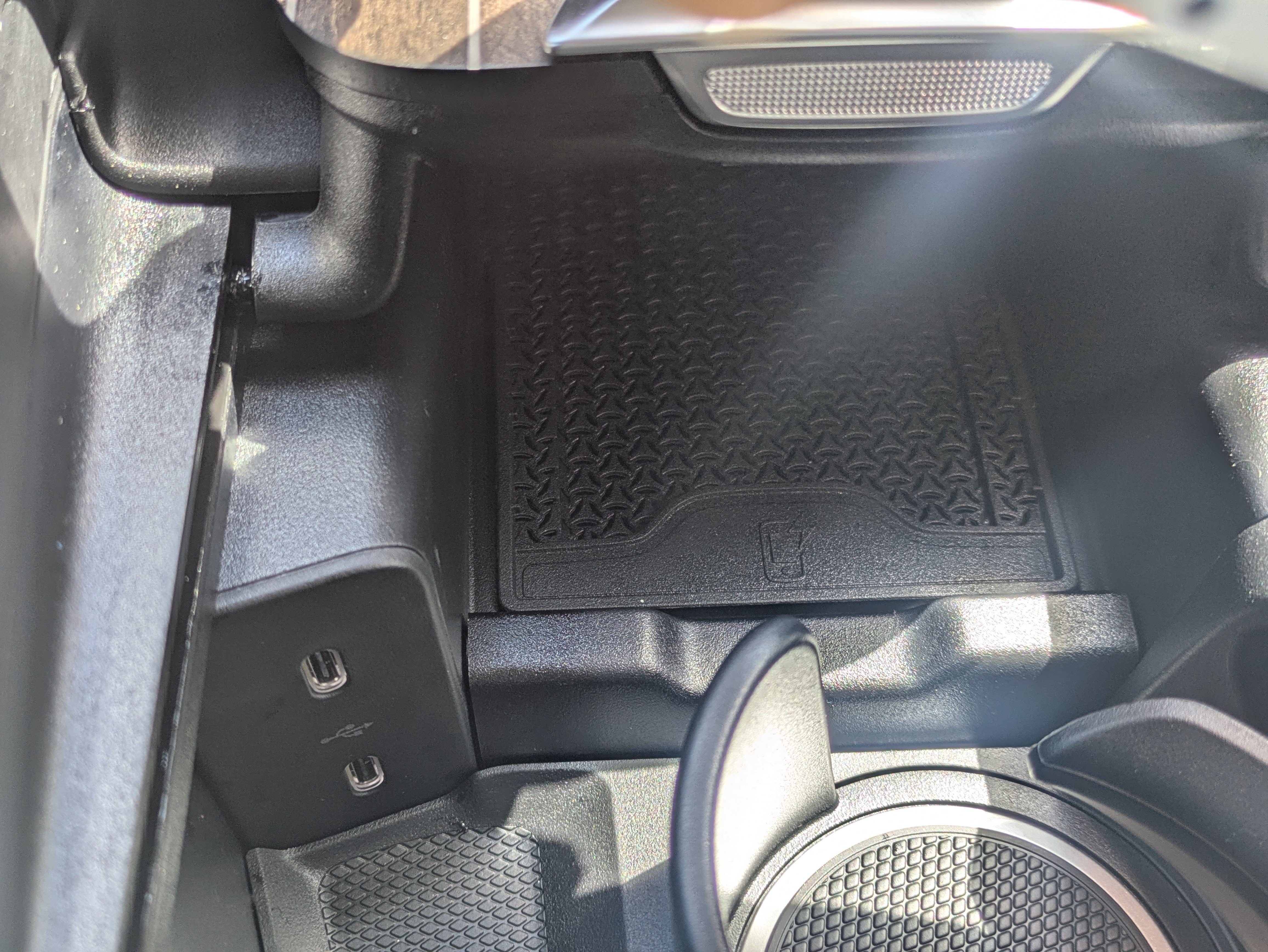 New 2027 Mercedes-Benz E 450 4MATIC Sedan image 21