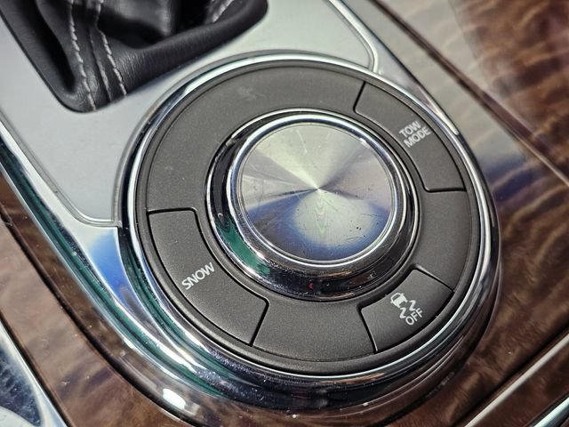 Used 2017 Nissan Armada Platinum RWD image 35