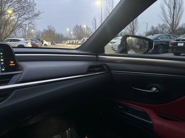 Used 2021 Lexus ES 350 F Sport image 30