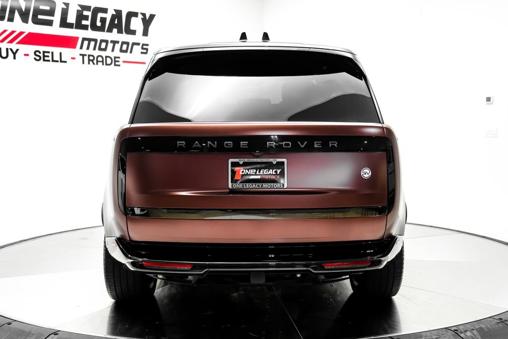 Used 2023 Land Rover Range Rover SV AWD/4WD image 11